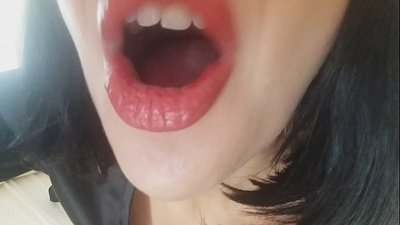 La'u pele, e le fa'atagaina oe e lou tina fai e alu i le a'oga i le aso... Ou te mana'omia tele oe...