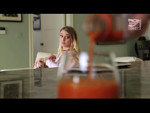 ❤️ Teine vevela ma susu lapopoa ma pusi fufusi maua moa mai le faiaina, ae faigata tele ❤  Fa'afeusuaiga ﹏